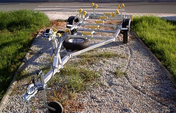 REMOLQUE RNJJ 5b: 5 x 1,8 (450kg)
